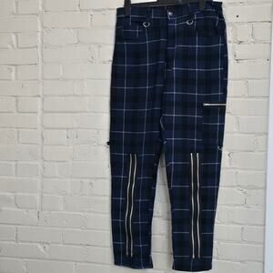 Punk Black & Blue Plaid Cargo Bondage Pants w/ Zipper & D-ring Detailing: Grunge